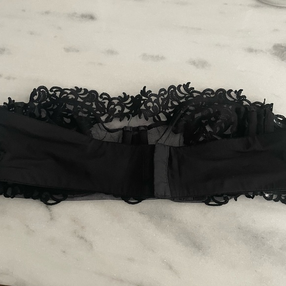 LA PERLA bandeau bra with macramé in Black size 34b - Picture 9 of 9